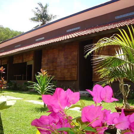 休闲住宿加早餐旅馆 Kuta  外观 照片